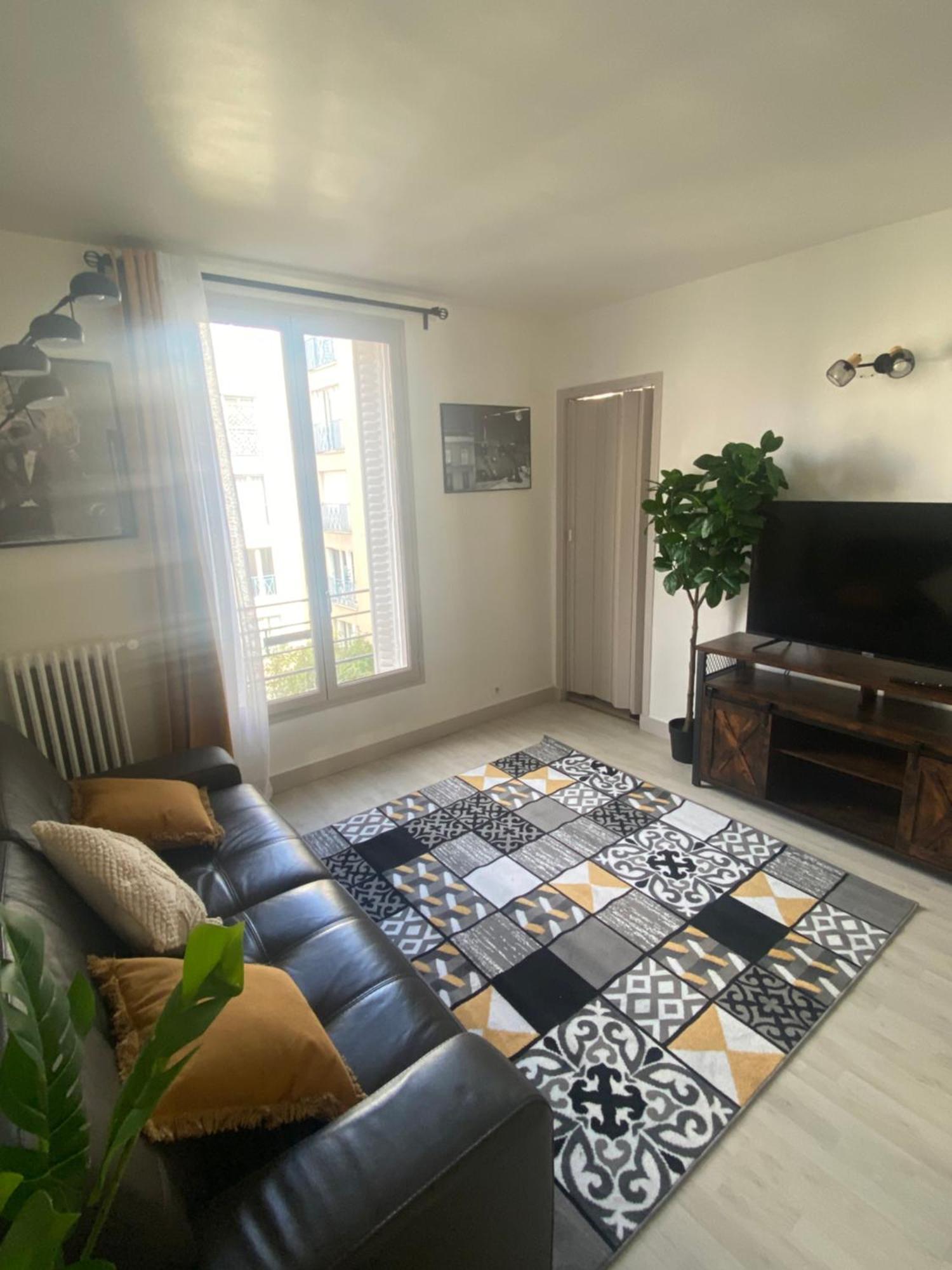Emplacement Exceptionnel Et Rare Paris Suresnes Longchamp Екстериор снимка