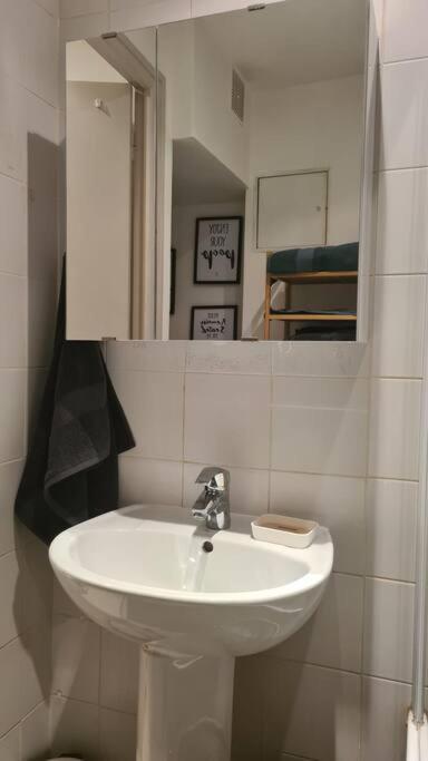 Emplacement Exceptionnel Et Rare Paris Suresnes Longchamp Екстериор снимка