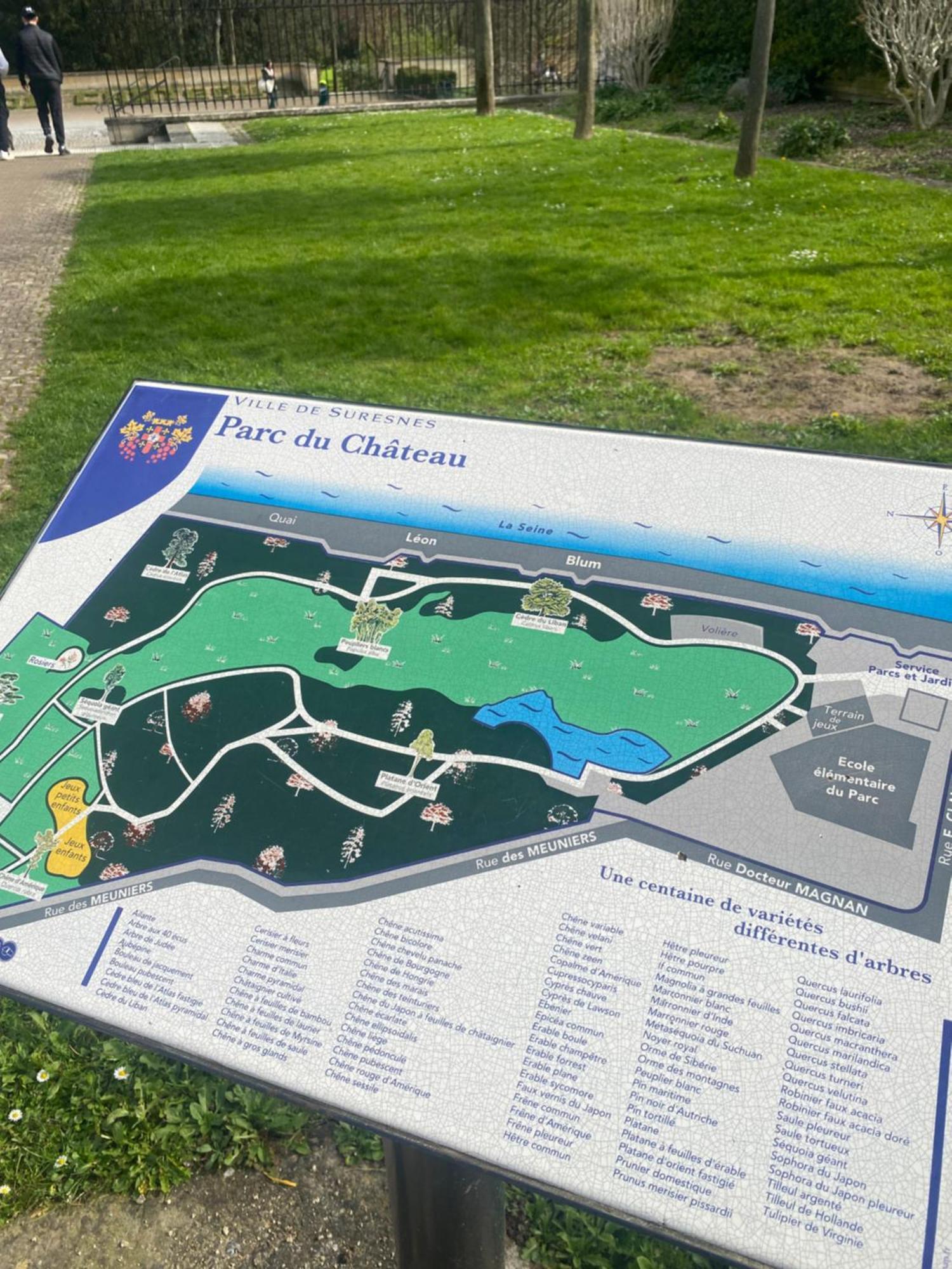 Emplacement Exceptionnel Et Rare Paris Suresnes Longchamp Екстериор снимка